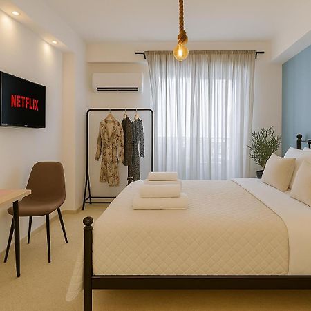 Stylish, Comfy Suite In The Heart Of Афины Экстерьер фото