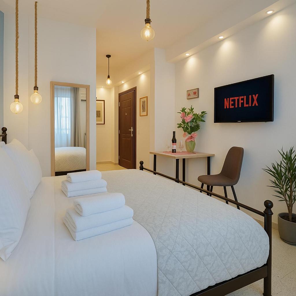 Stylish, Comfy Suite In The Heart Of Афины Экстерьер фото