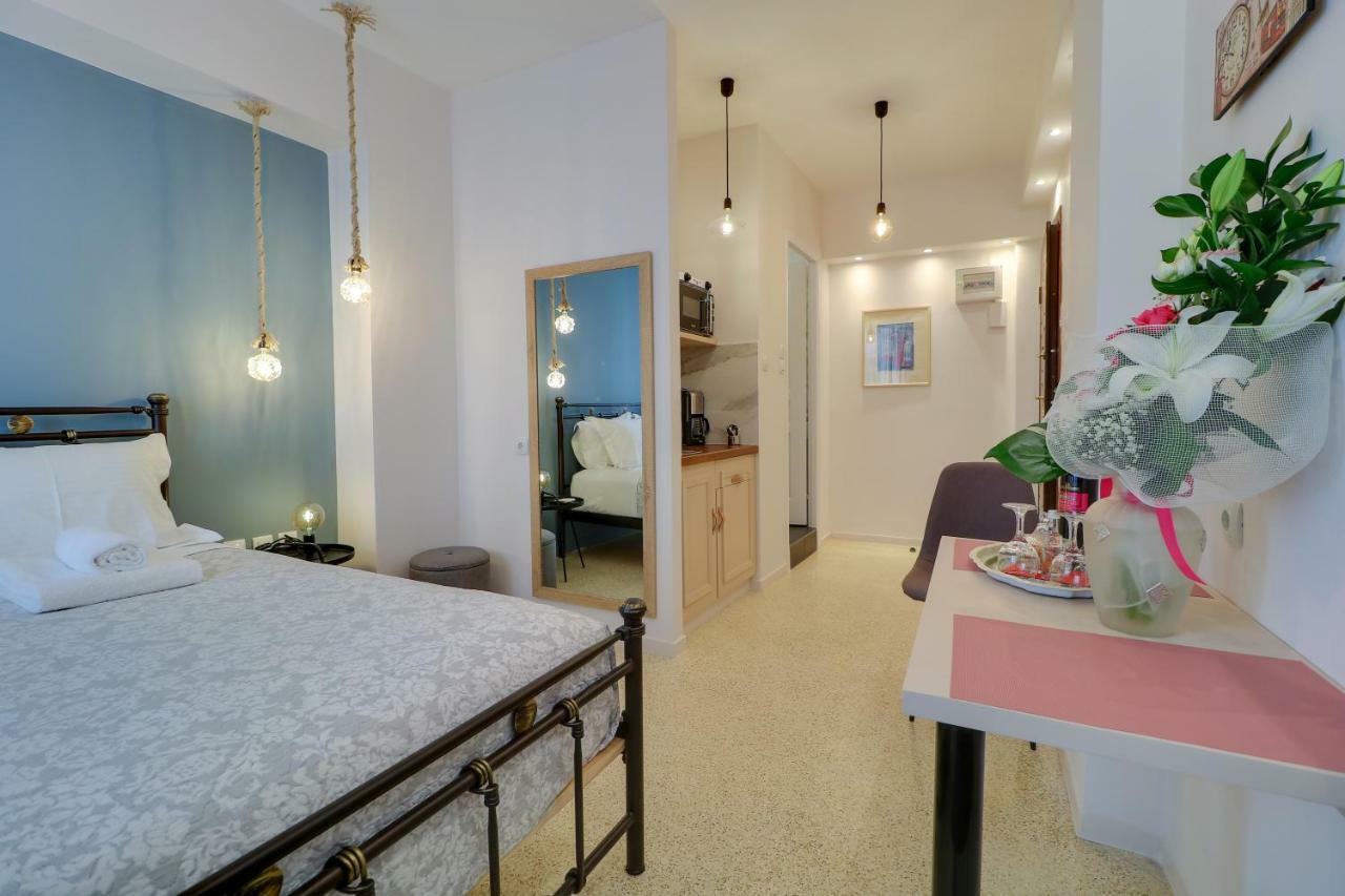 Stylish, Comfy Suite In The Heart Of Афины Экстерьер фото